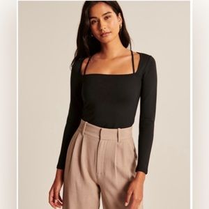 A&F long sleeve top (BROWN)